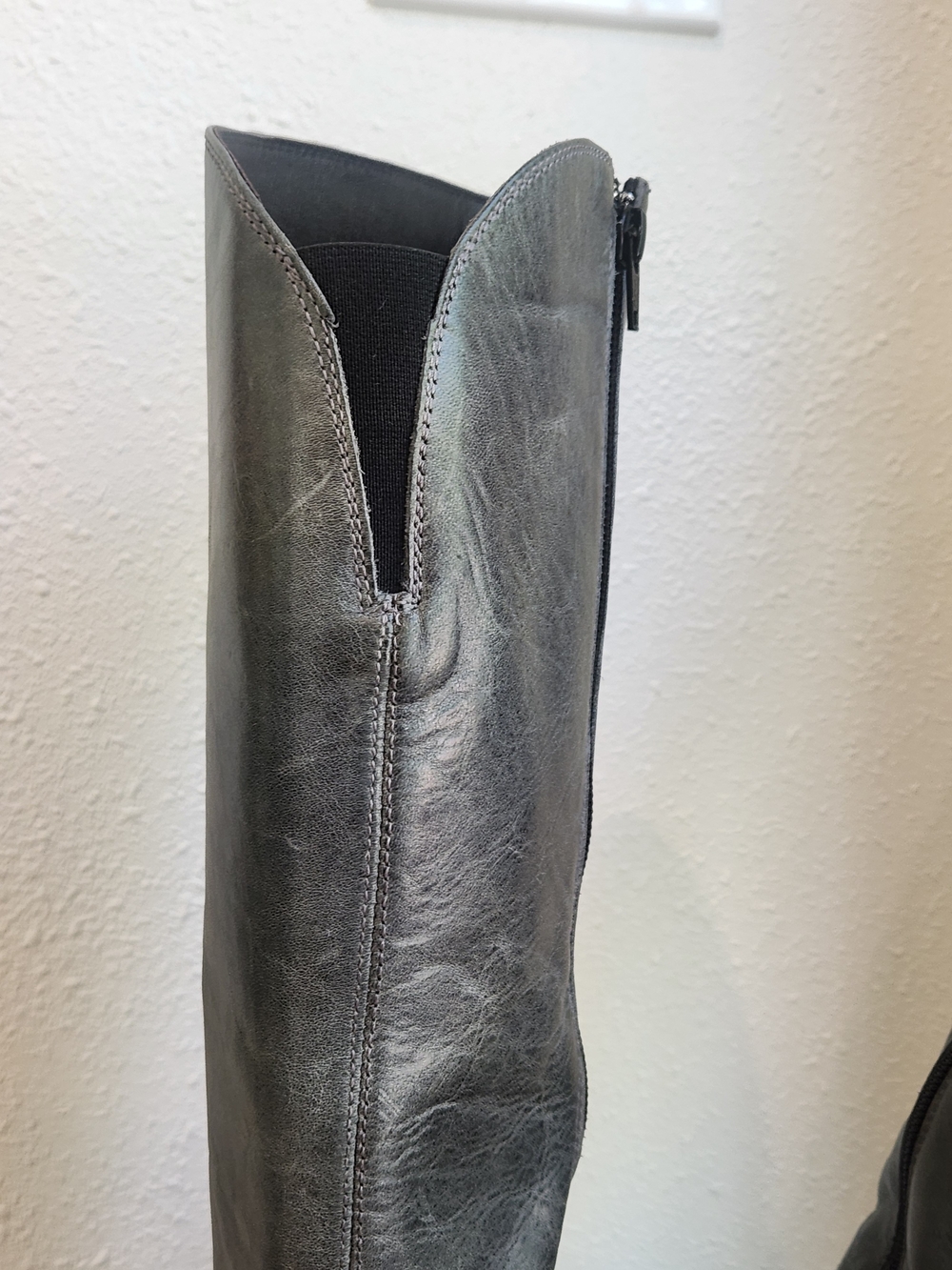 Cordani Gray Over-the-Knee Leather Boots with Buckle Detail EU 38.5 Or US 7.5-8 - Picture 6 of 12